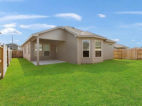 3rd image of 7810 Laurel Elm Ct