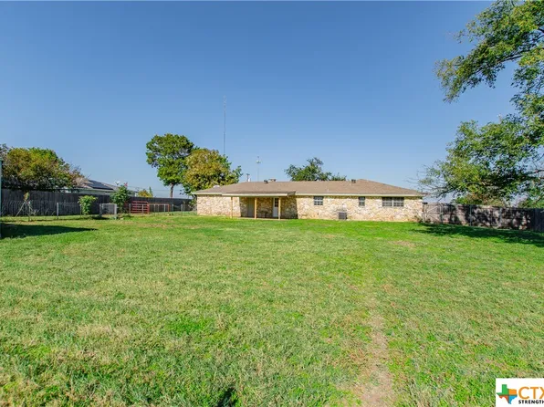 641 Pleasant View Rd, Troy, TX 76579