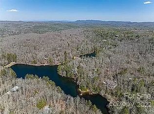 180 Grouse Ln, Brevard, NC 28712