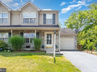 4042 Jules Ln, Dover, PA