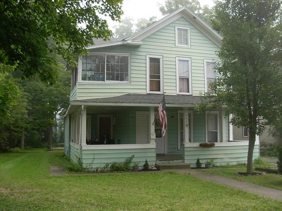 1st image of 446 W Thurston St