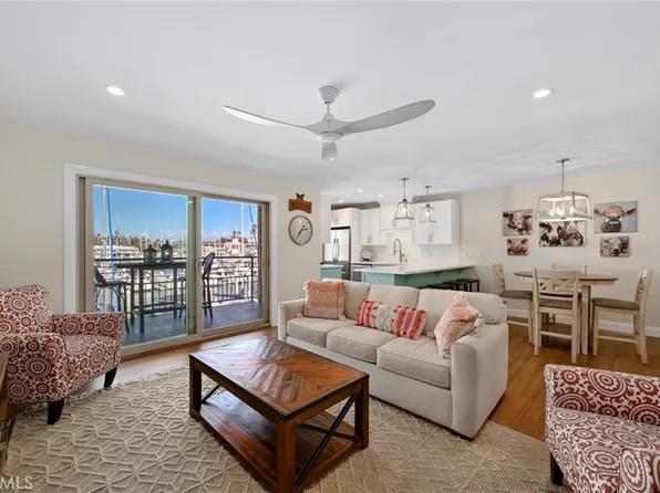 1202 N Pacific St Unit 206B, Oceanside, CA 92054