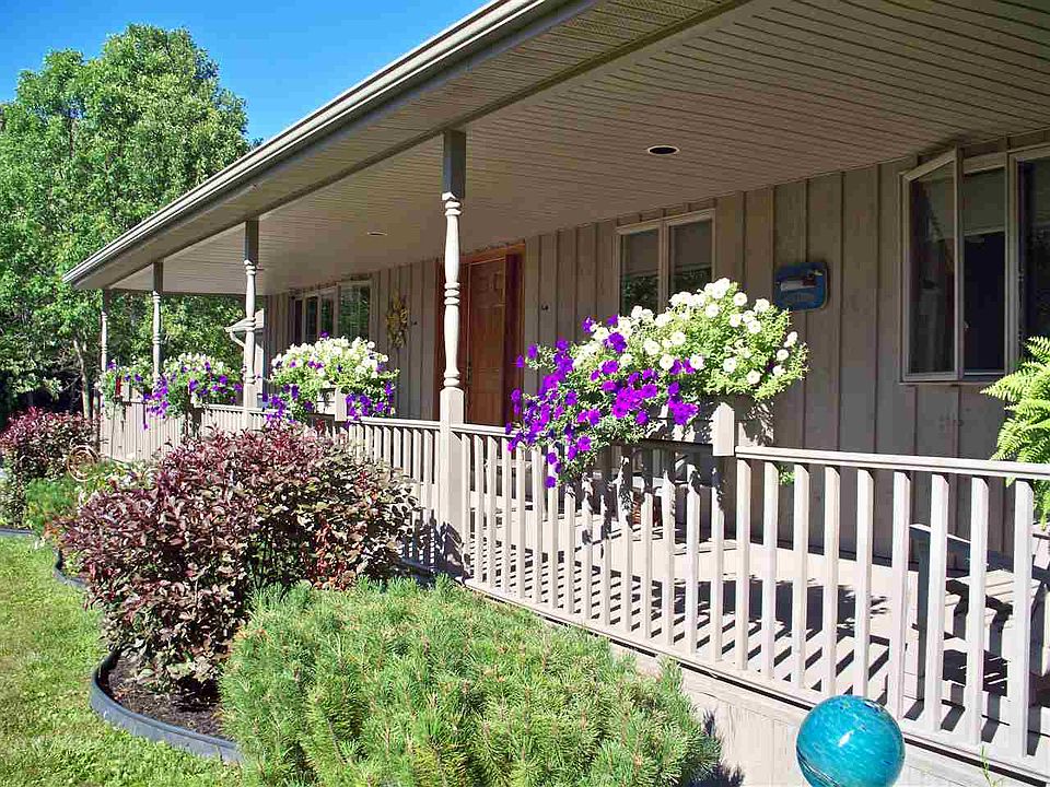 2nd image of 31424 Pleasant Valley Rd