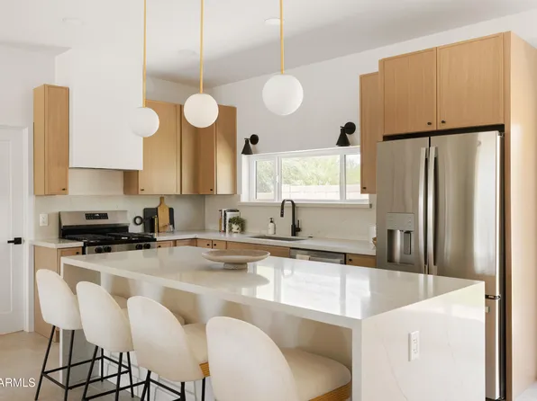 7620 N 12TH Place, Phoenix, AZ 85020