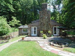 628 Wills Rd, Connellsville, PA 15425