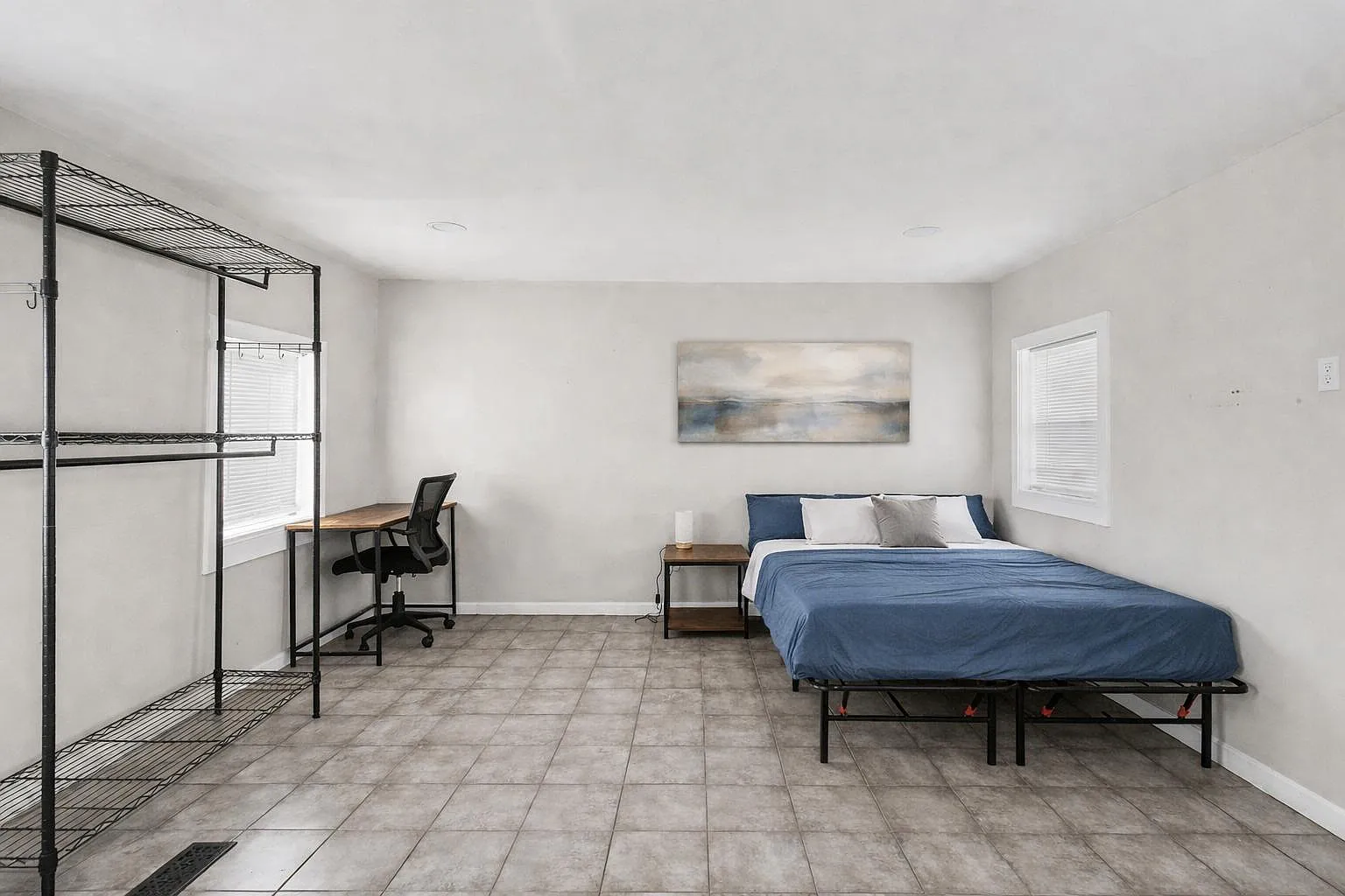 4 bed, 2.5 bath, 1500 sqft, $689 — Photo 1