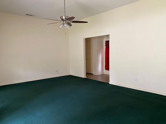 3rd image of 5108 Meadowbrook Dr