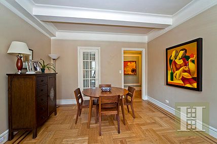 4th image of 310 W 72nd St #8C