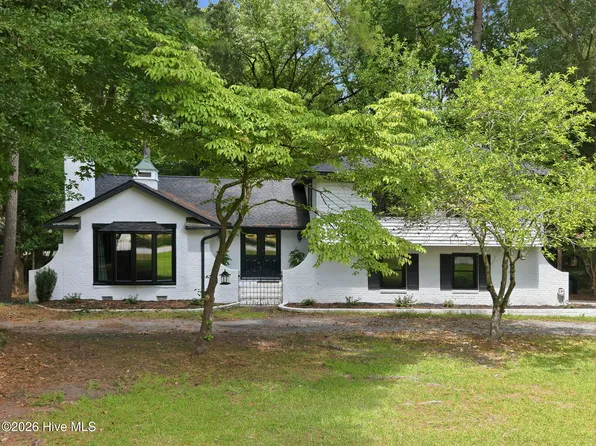 116 Oxford Road, Greenville, NC 27858