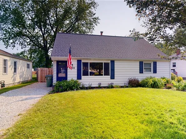 1001 Quentin Rd, Eastlake, OH 44095