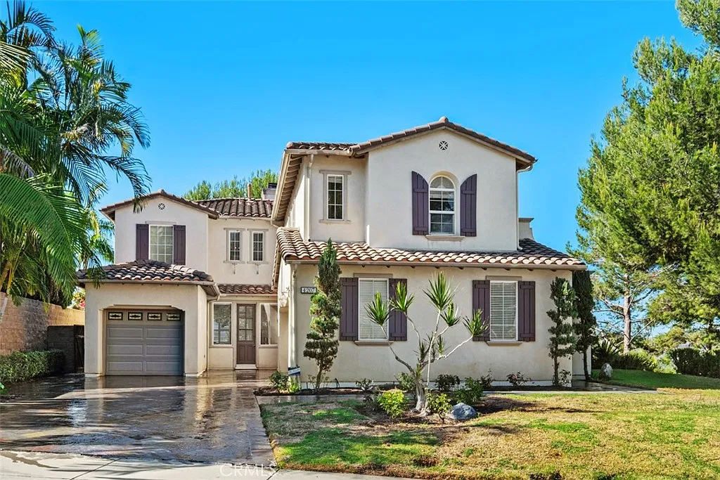 5 bed, 4.5 bath, 3793 sqft, $8,500 — Photo 1