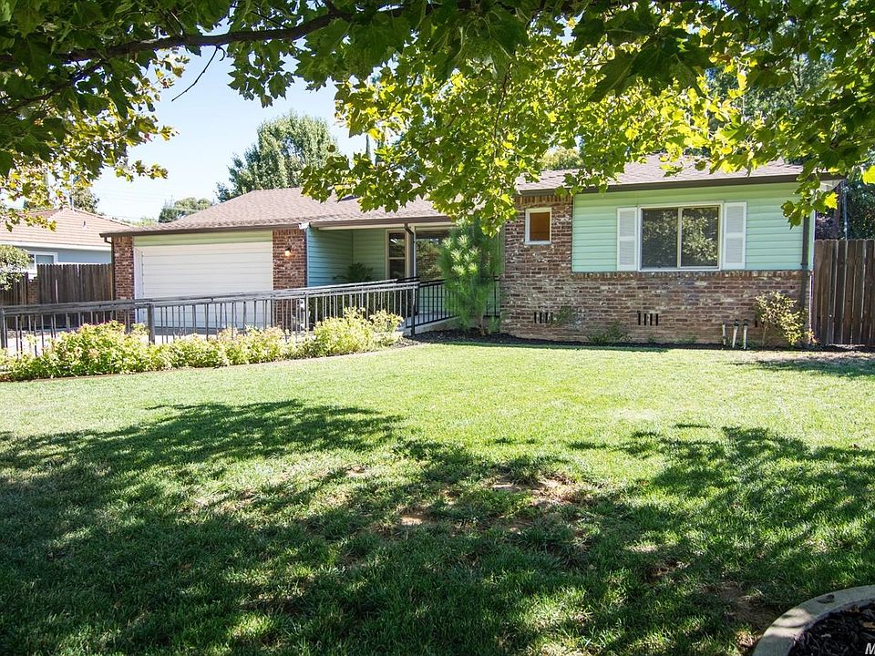 1st image of 1604 La Sierra Dr