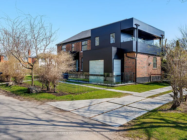 159 Humbervale Blvd — Photo 1
