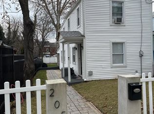 205 Centre St, Trenton, NJ 08611