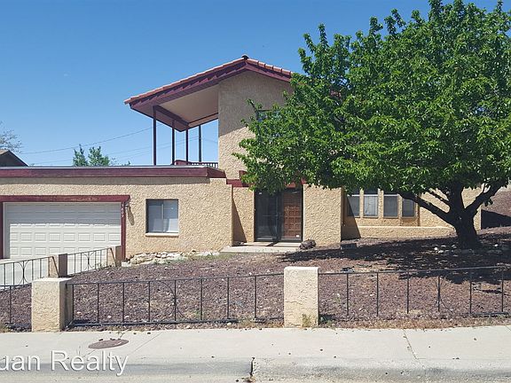 3rd image of 3809 Sunset Ave