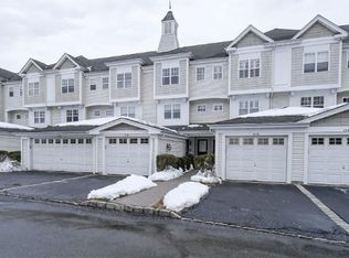 414 Highridge Ct, Peekskill, NY 10566
