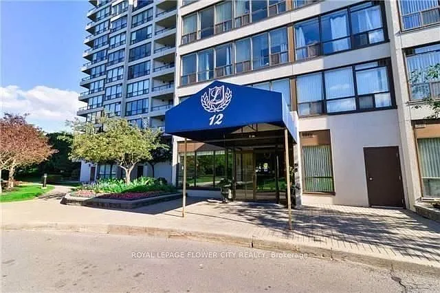 12 Laurelcrest St #303 — Photo 1