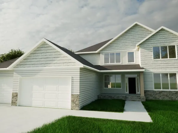 5669 31st St S, Fargo, ND 58104