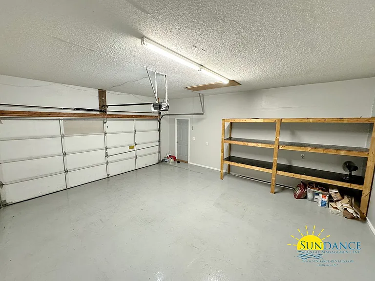 701 Lynn Brk E — Photo 22
