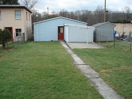 Large rear yard