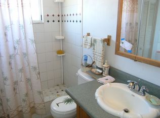 8601 94th St, Seminole, FL 33777