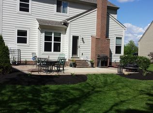 205 Halverston Rd, Powell, OH 43065