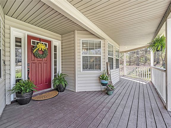 5th image of 106 Deer Ridge Rd NE