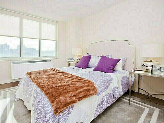3rd image of 1 River Pl APT 3802