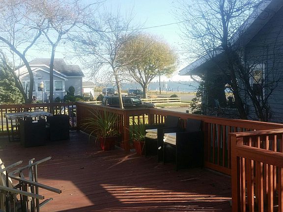 Beautiful Bayview from large deck