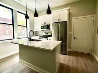 1457 W Addison St #1S, Chicago, IL 60613