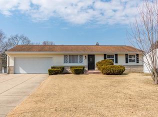 50627 Hollyhock Rd, South Bend, IN 46637