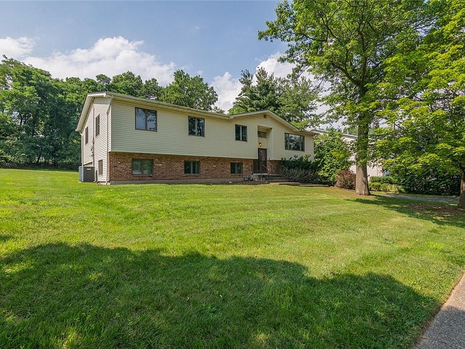 1st image of 5 Valencia Drive