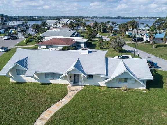 3rd image of 3456 Shamrock Dr