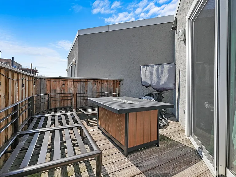 1019 W Jackson Blvd #3G — Photo 15