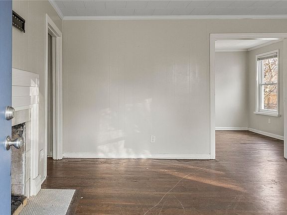 4th image of 70 Springbrook