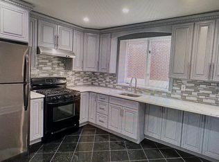 2077 Hering Ave FLOOR 1, Bronx, NY 10461