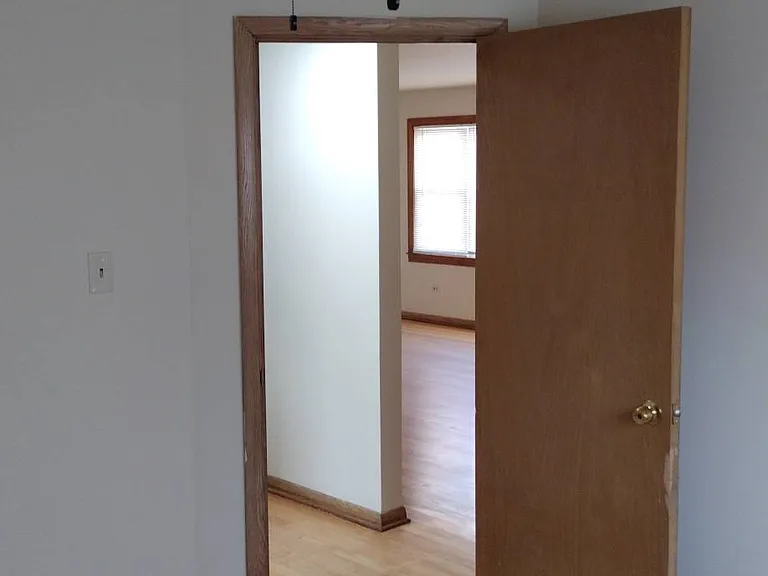10126 S Pulaski Rd #2E — Photo 14