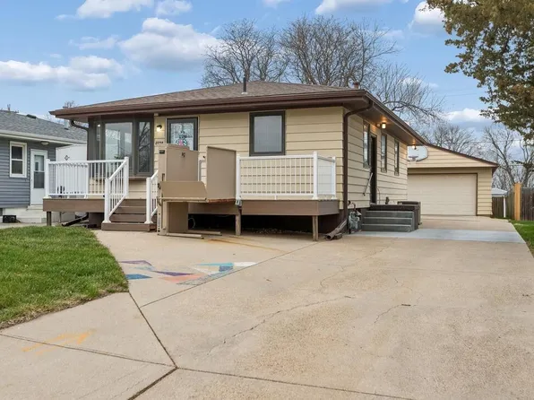 2554 Avenue L, Council Bluffs, IA 51501