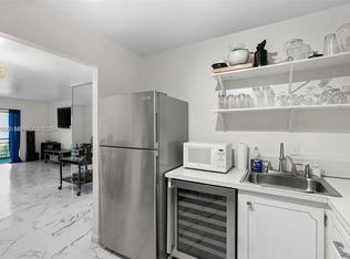 4043 NW 16th St APT 201, Lauderhill, FL 33313