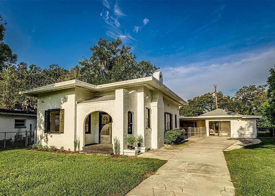 1st image of 2317 Circle Dr
