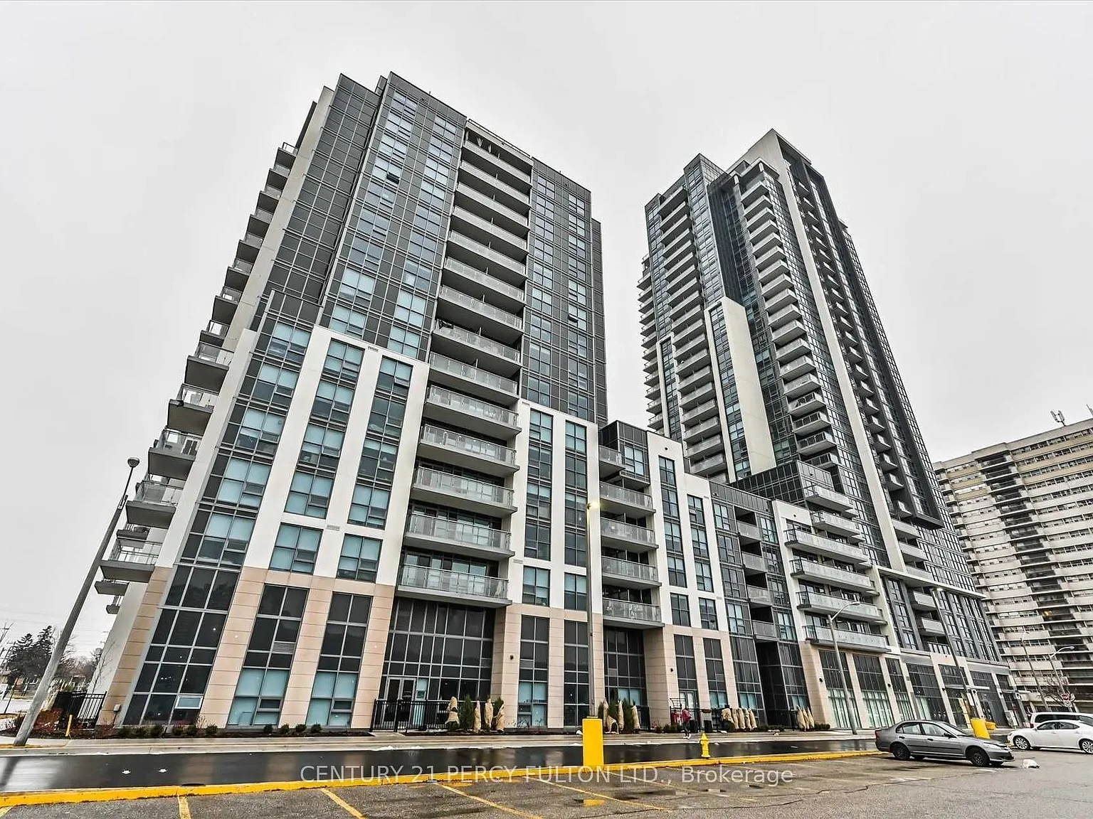 3 bed, $2,800 — Photo 1