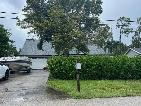 17160 Phlox Dr, Fort Myers, FL 33967