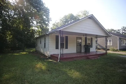 626 N Moore Rd Photo 1 626 N Moore Rd Photo 1