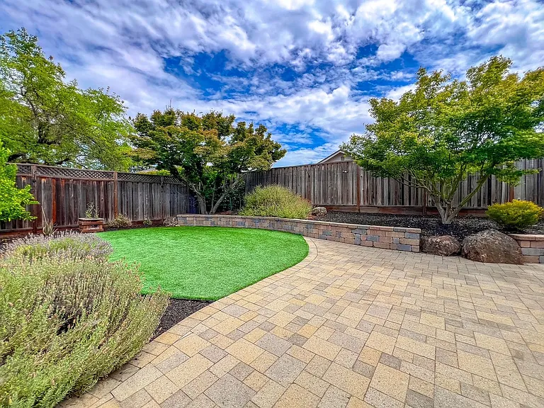 3321 Anita Ct — Photo 39