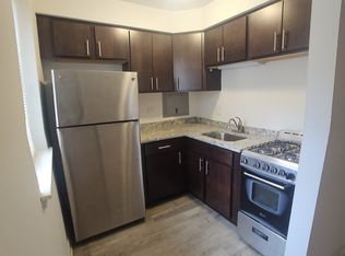 6211 N Kenmore Ave #403, Chicago, IL 60660