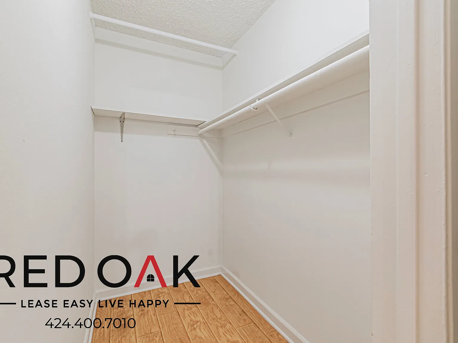Cozy Studio with Hardwood-Style Floors and On-Site Laundry ~ In Prime Culver City! — Photo 2