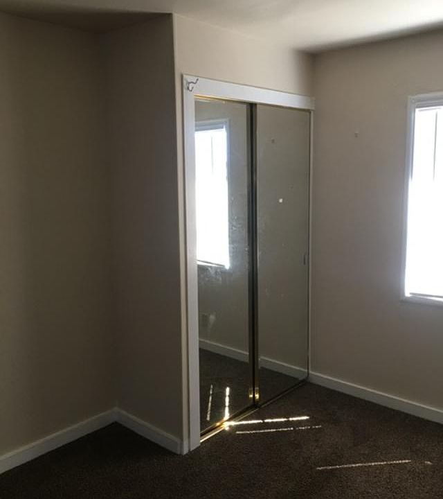 1st image of 619 S 19th St