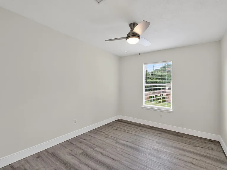 918 Ivycroft Ln — Photo 25