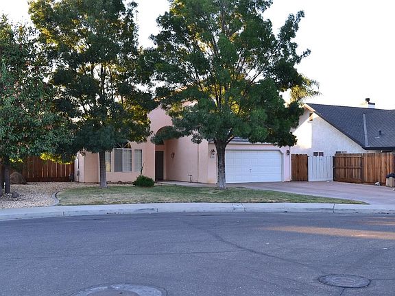 2nd image of 1924 Aspen Ct