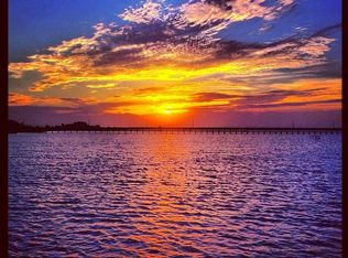 138 Sunrise Dr, Rockport, TX 78382
